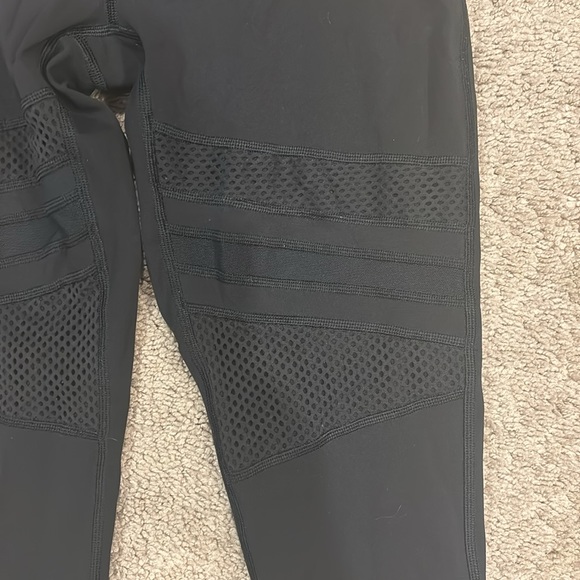 Lululemon full length leggings - Picture 4 of 5